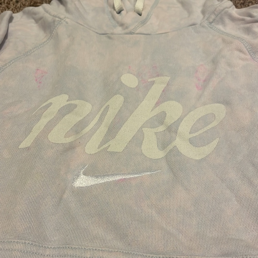 Nike sweatshirt - Picture 2 of 2